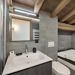 Spacieux Avec Acces Bien-etre, Proche Des Pistes Et Du Centre De - Fr-1-569-46 Megeve